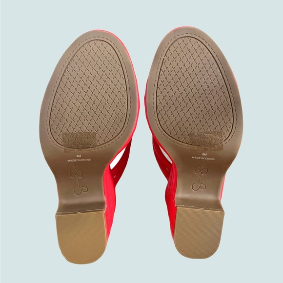 Jessica Simpson Platforms - Picture 2 of 4